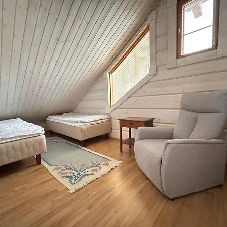 Willa Hirsihuvila Kolilla, Lumme