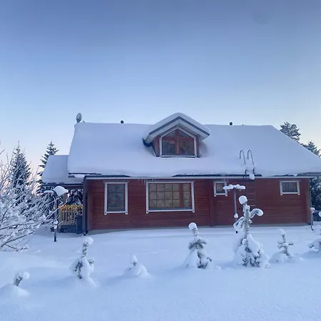 Villa Hirsihuvila Kolilla, Lumme *